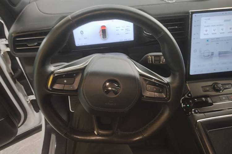 Used Nio ES6 2019 430 km Performance Version Steering Wheel
