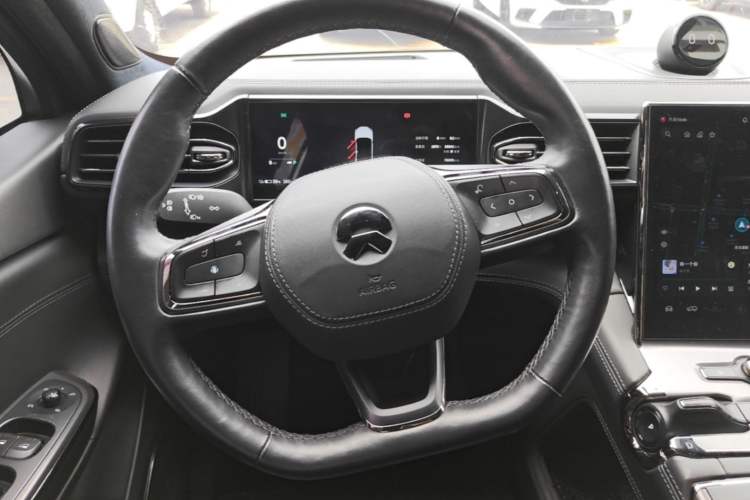 Used Nio ES6 2019 430KM First-Edition Commemorative Version Steering Wheel