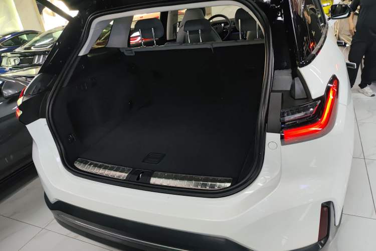 Used Nio ES6 2019 420 km Sport Version Trunk