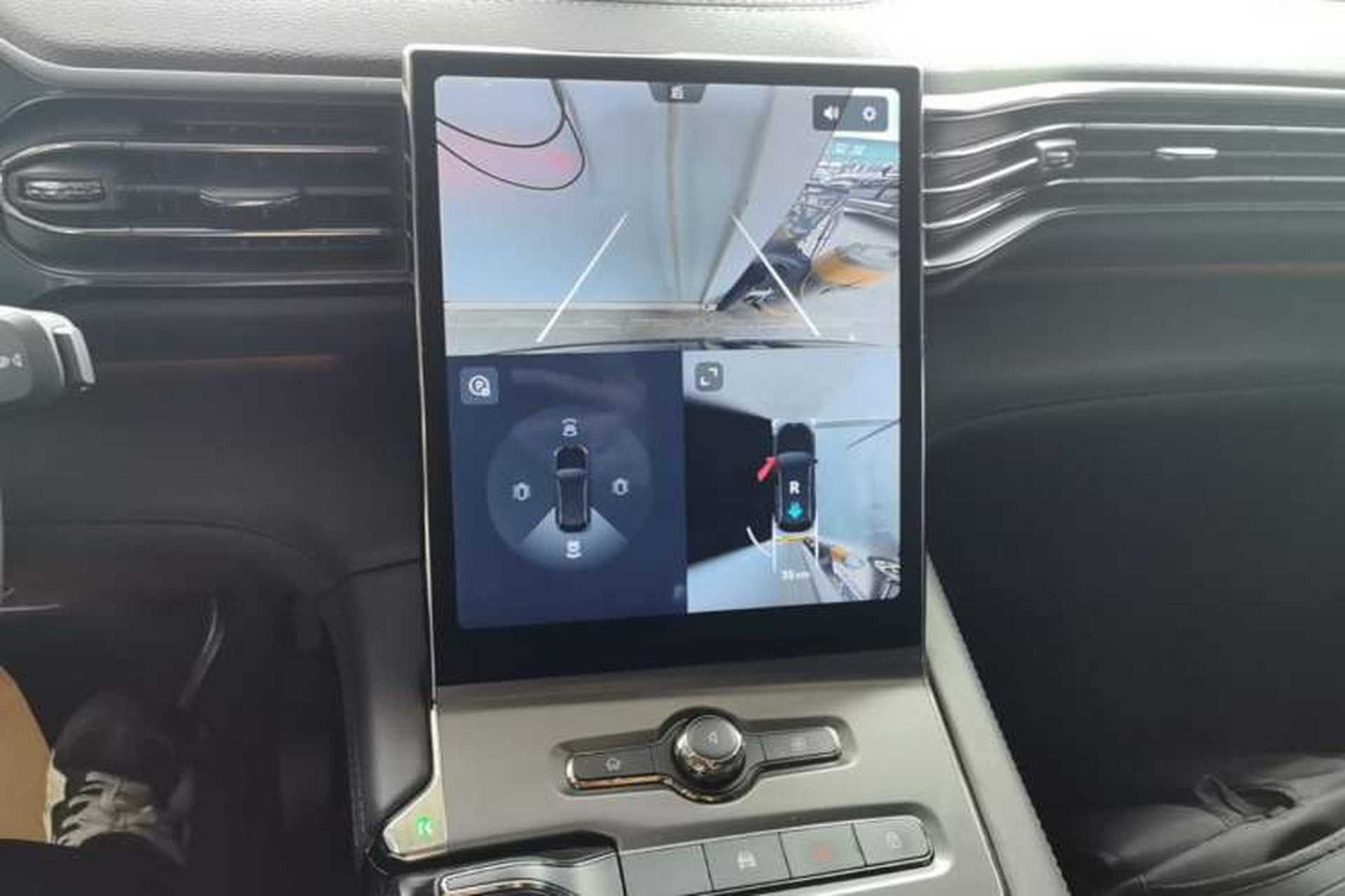 Used Nio ES6 2020 610 km Performance Version Audio And AC Panel