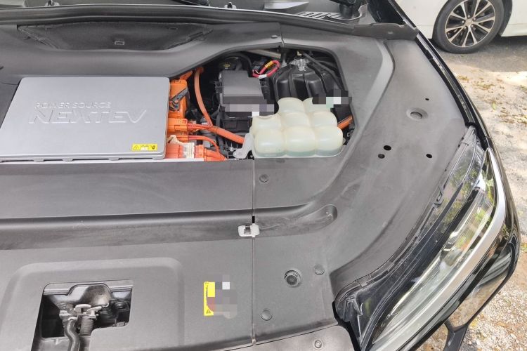Used Nio ES6 2020 420 km Sport Edition Engine Bay Left