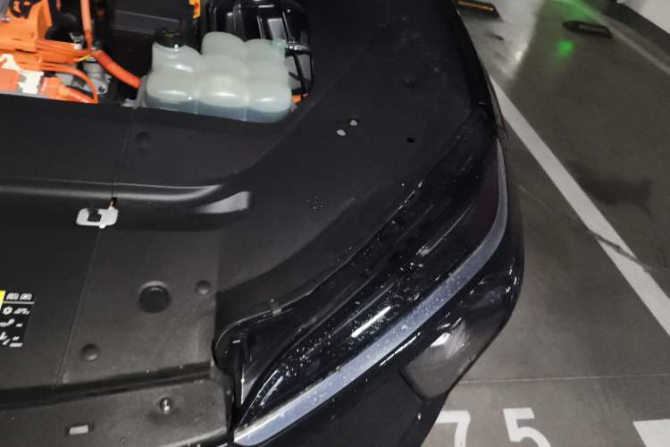 Used Nio ES6 2020 600 km Sport Edition Engine Bay Left