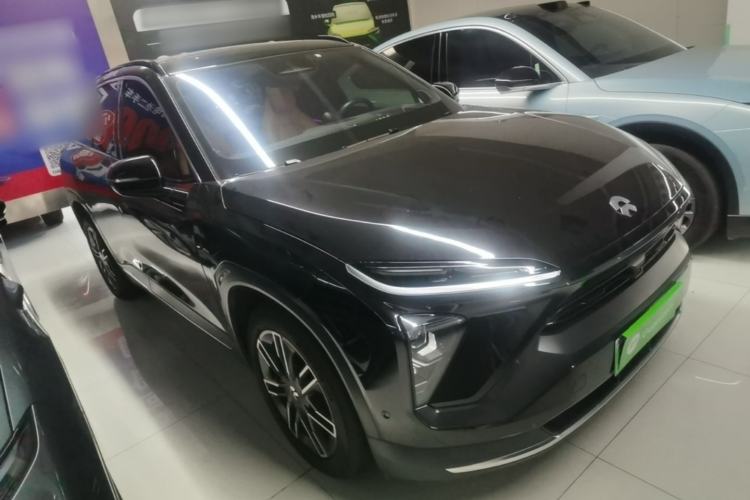 Used Nio ES6 2020 420 km Sport Edition Front Right 45 Deg