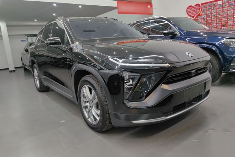Used Nio ES6 2020 420 km Sport Edition Front Right 45 Deg