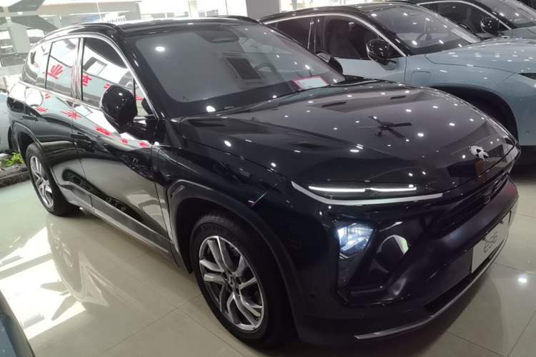 Used Nio ES6 2020 420 km Sport Edition Front Right 45 Deg