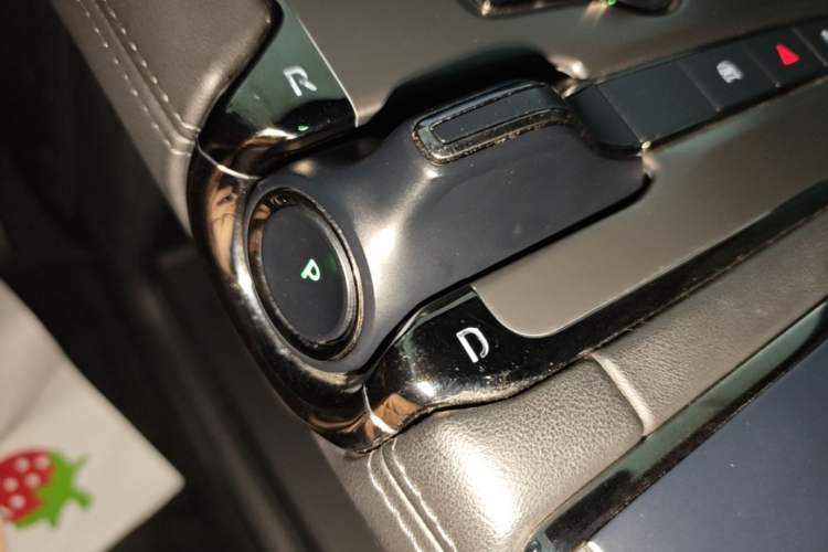 Used Nio ES6 2020 420 km Sport Edition Gear Lever