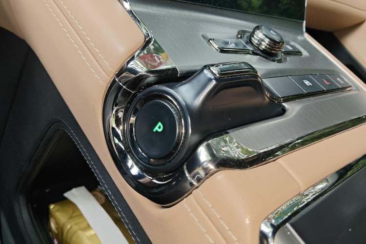 Used Nio ES6 2020 420 km Sport Edition Gear Lever