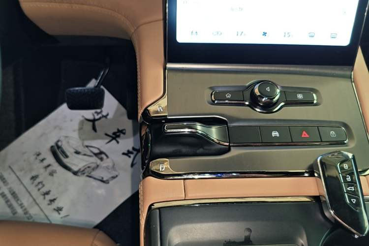 Used Nio ES6 2020 430 km Signature Edition Gear Lever
