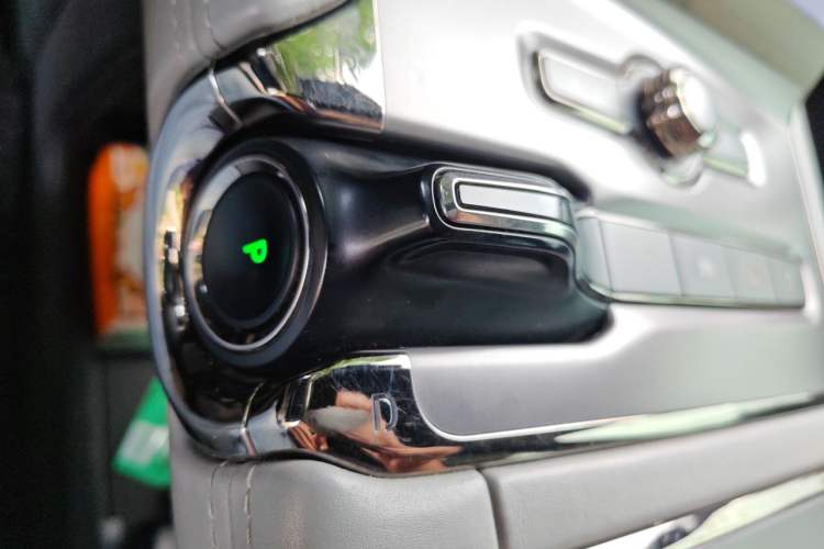 Used Nio ES6 2020 610KM Signature Edition Gear Lever
