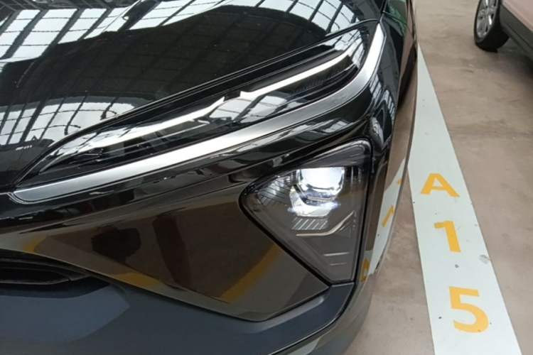 Used Nio ES6 2020 465 km Performance Version Left Front Headlight