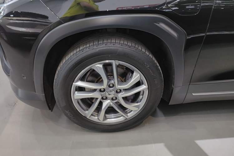 Used Nio ES6 2020 420 km Sport Edition Left Front Wheel Hub
