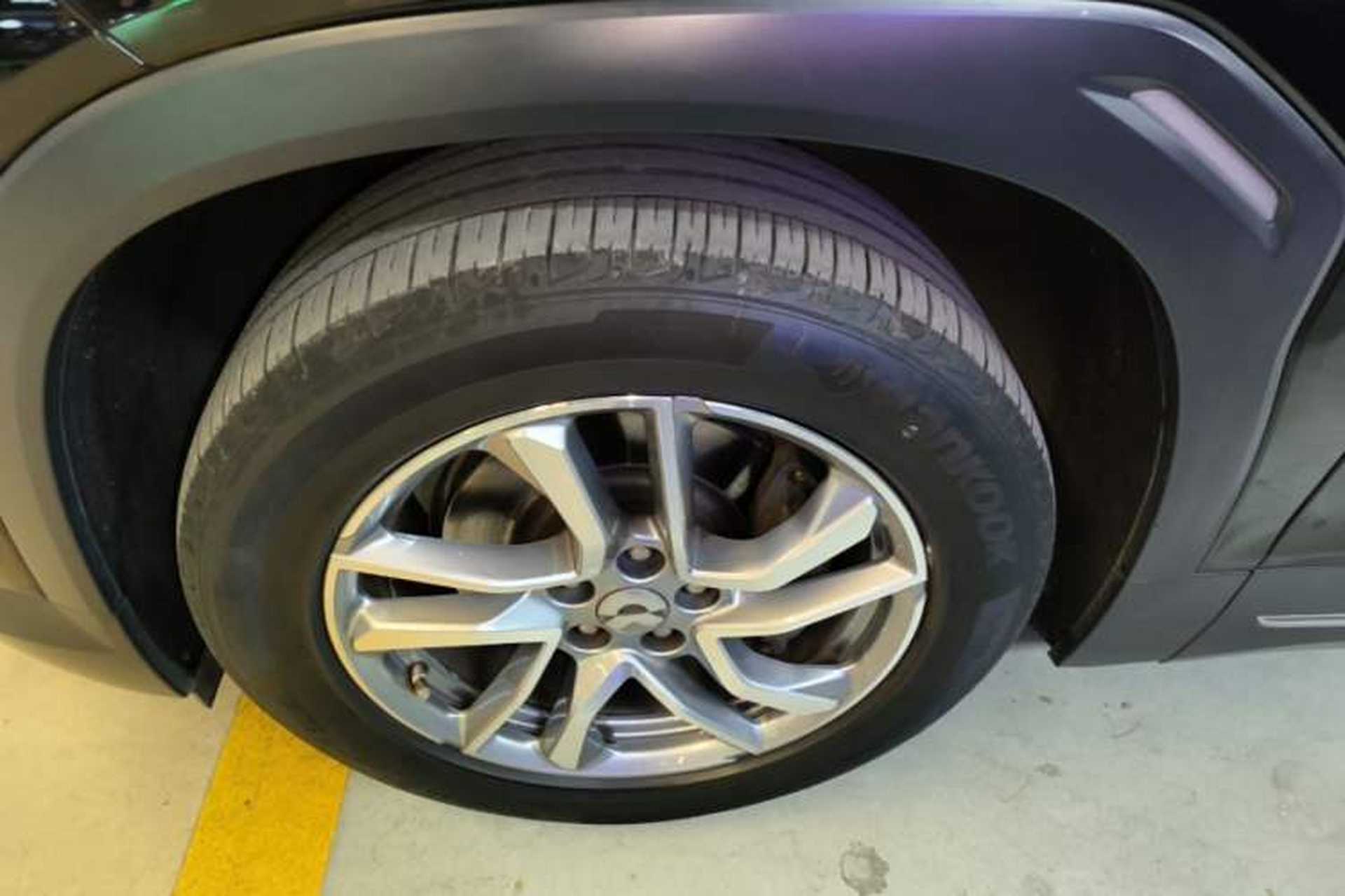 Used Nio ES6 2020 600 km Sport Edition Left Front Wheel Hub