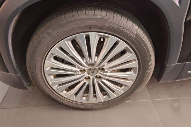Used Nio ES6 2020 600 km Sport Edition Left Front Wheel Hub