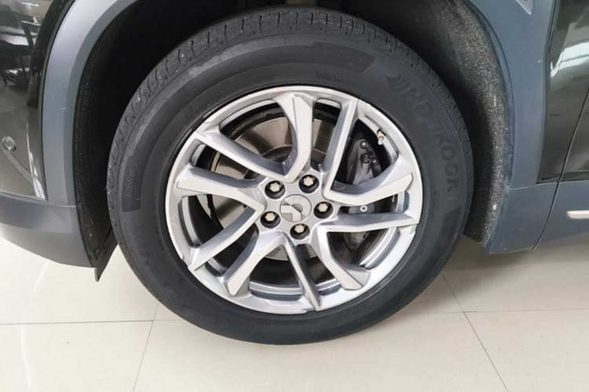 Used Nio ES6 2020 455KM Sport Edition Left Front Wheel Hub