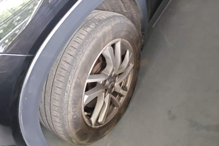Used Nio ES6 2020 600 km Sport Edition Left Front Wheel Hub