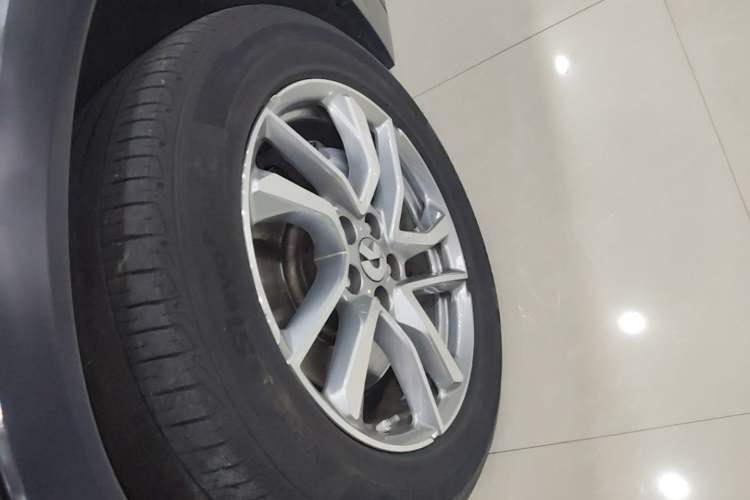 Used Nio ES6 2020 455KM Sport Edition Left Front Wheel Hub
