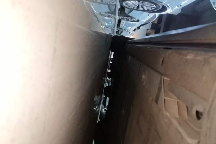 Used Nio ES6 2020 420 km Sport Edition Left Side Sill