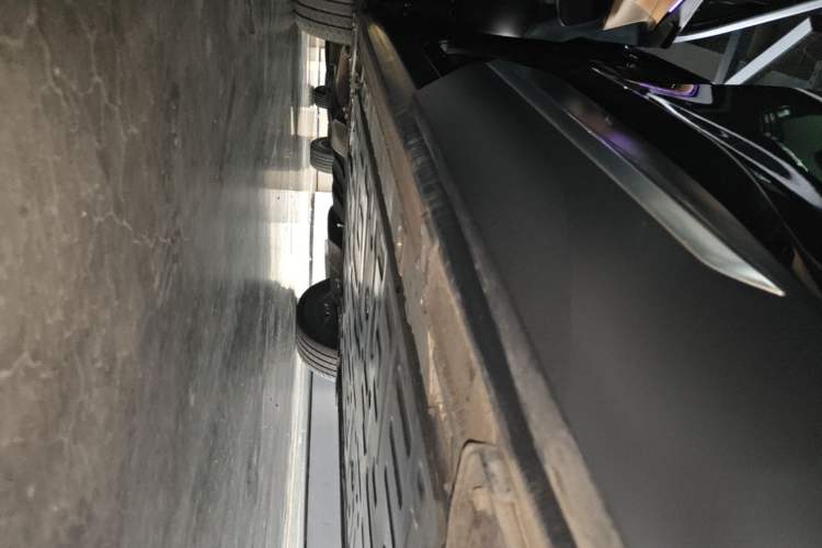 Used Nio ES6 2020 455KM Sport Edition Left Side Sill