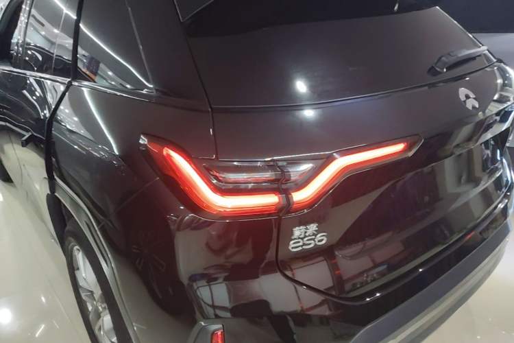 Used Nio ES6 2020 420 km Sport Edition Rear Left 45 Deg