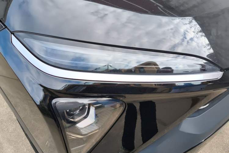 Used Nio ES6 2020 420 km Sport Edition Right Front Headlight