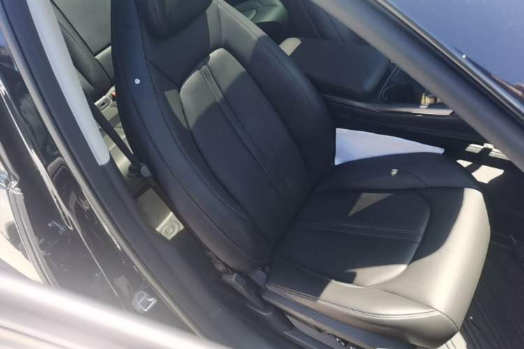 Used Nio ES6 2020 430KM Performance Version Right Front Seat