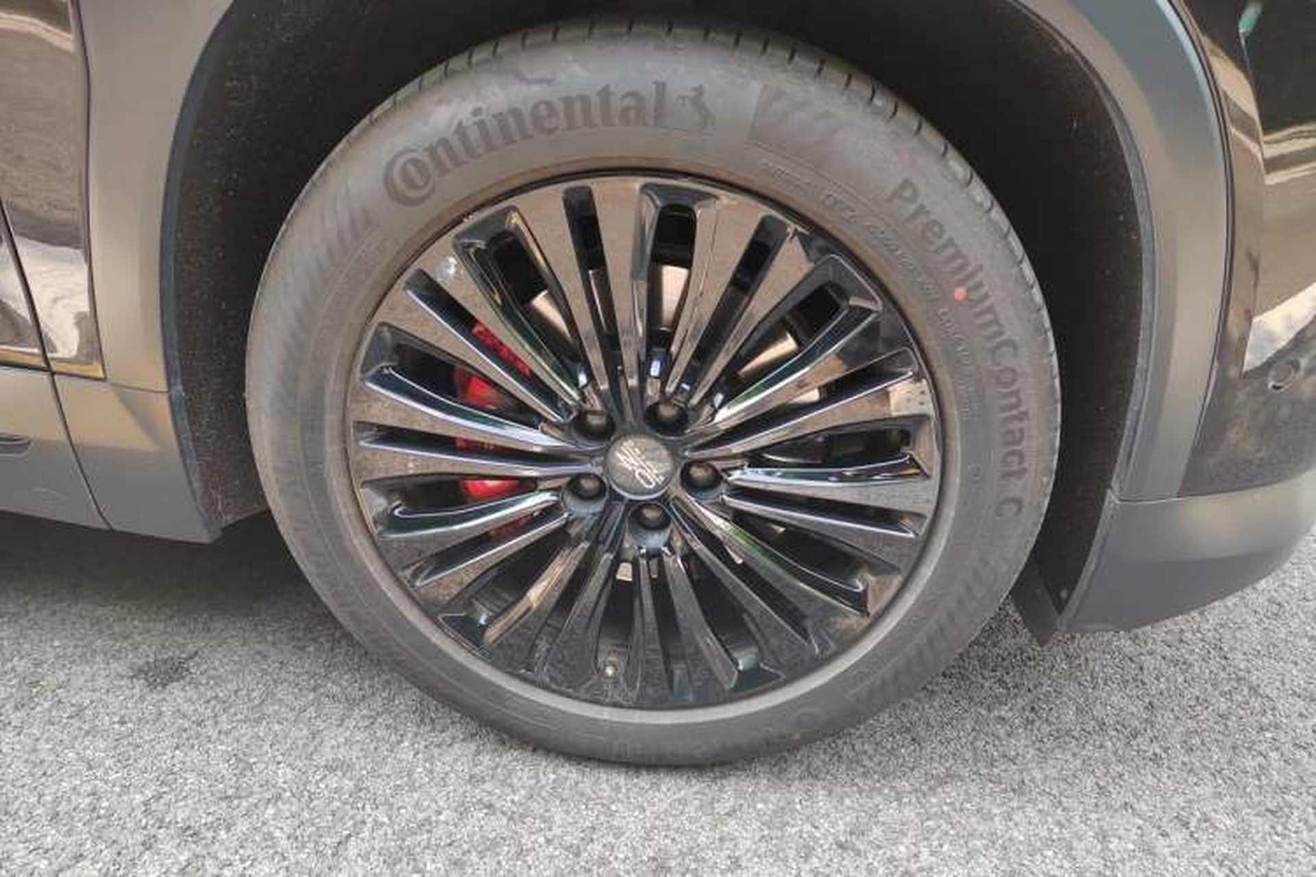 Used Nio ES6 2020 600 km Sport Edition Right Front Wheel Hub