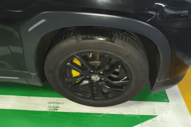 Used Nio ES6 2020 430KM Performance Version Right Front Wheel Hub