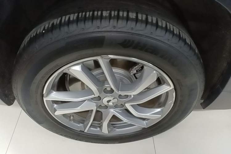 Used Nio ES6 2020 420 km Sport Edition Right Rear Wheel Hub