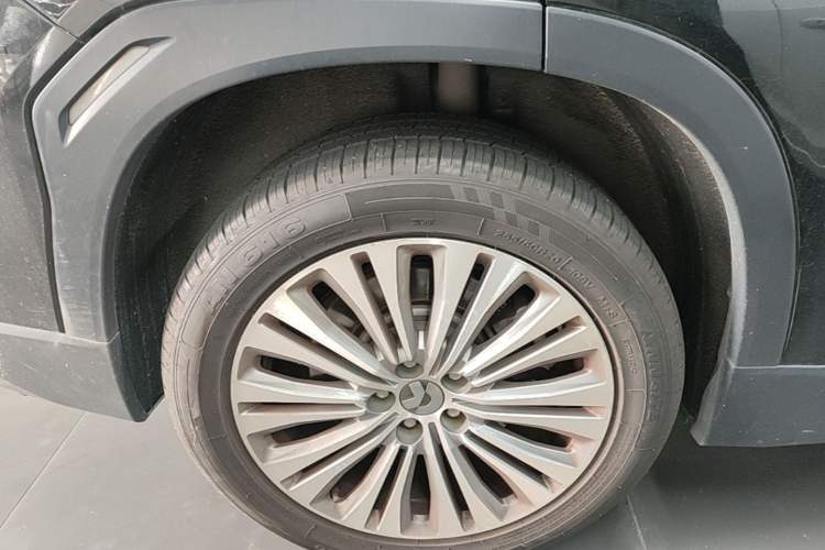 Used Nio ES6 2020 600 km Sport Edition Right Rear Wheel Hub
