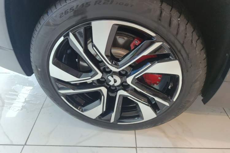 Used Nio ES6 2020 600 km Sport Edition Right Rear Wheel Hub