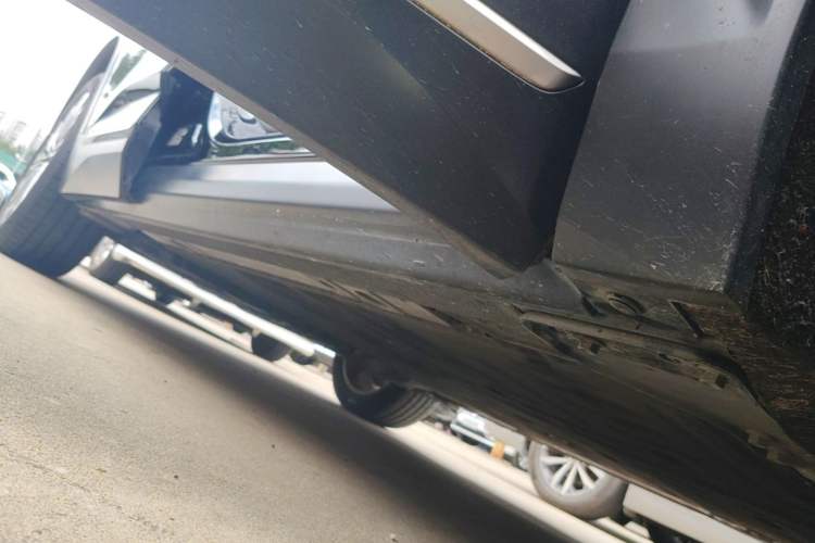 Used Nio ES6 2020 455KM Sport Edition Right Side Sill