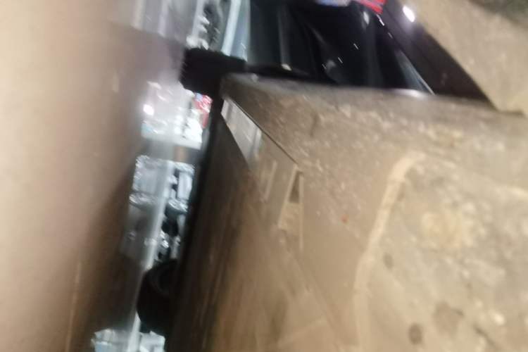 Used Nio ES6 2020 420 km Sport Edition Right Side Sill