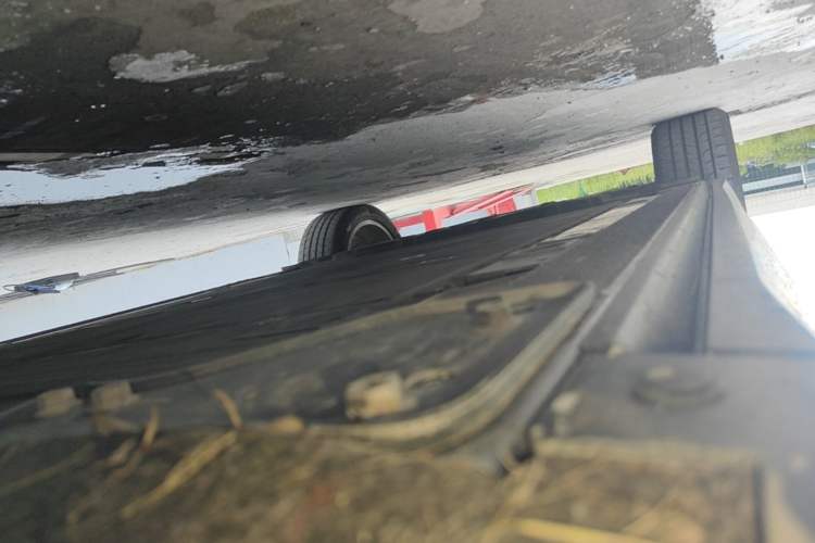 Used Nio ES6 2020 455KM Sport Edition Right Side Sill