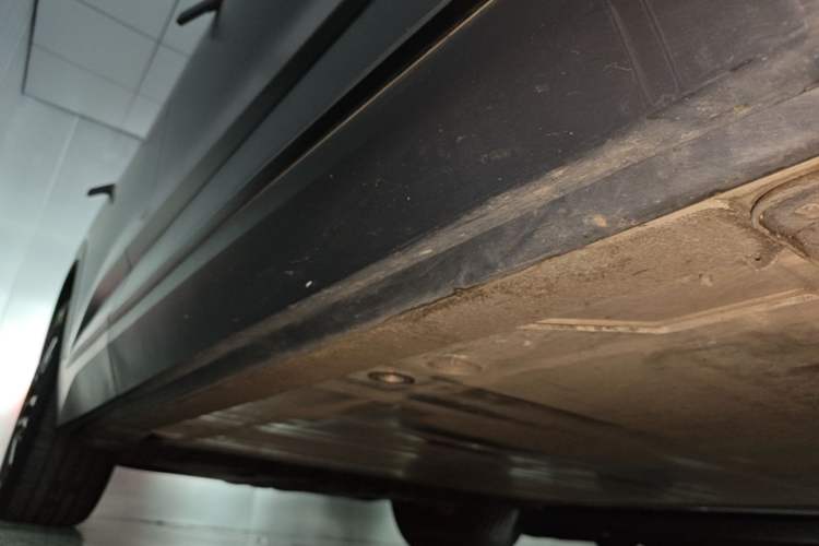 Used Nio ES6 2020 420 km Sport Edition Right Side Sill