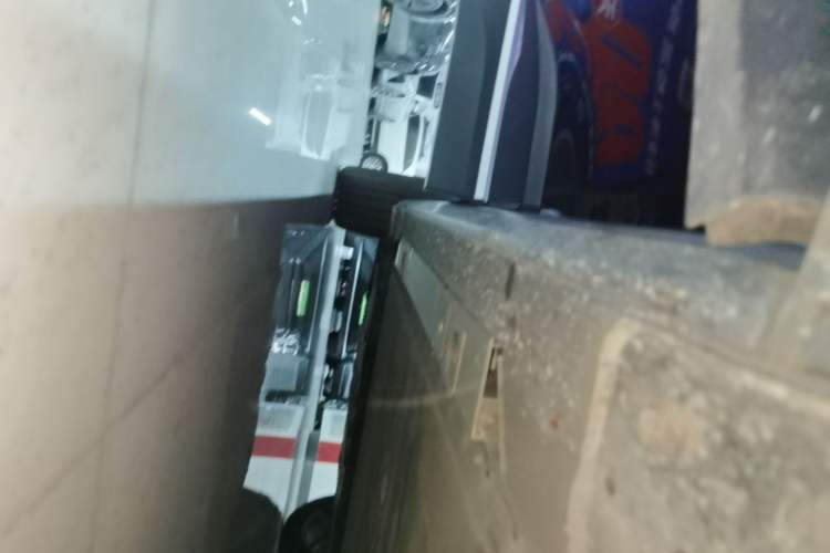 Used Nio ES6 2020 420 km Sport Edition Right Side Sill