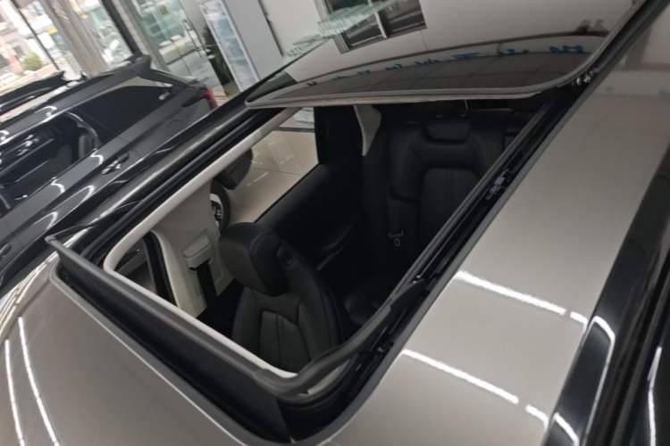Used Nio ES6 2020 430KM Performance Version Roof