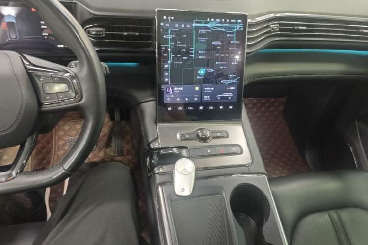 Used Nio ES6 2020 610 km Performance Version Audio And AC Panel