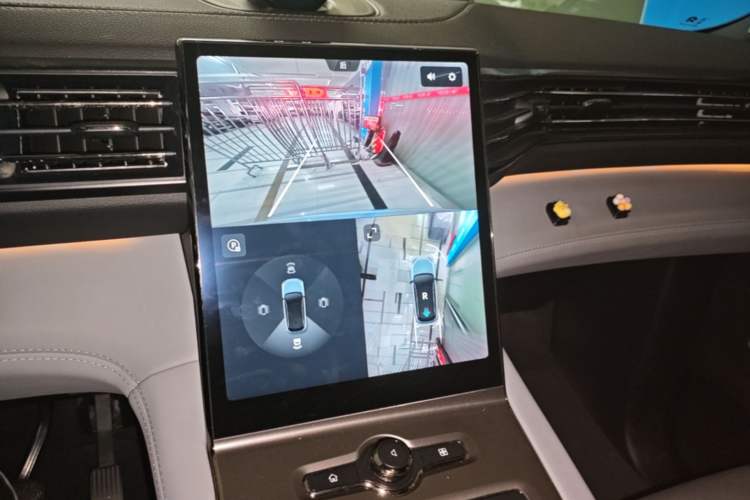 Used Nio ES6 2020 420 km Sport Edition Audio And AC Panel