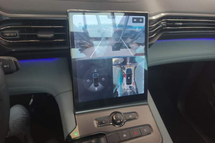 Used Nio ES6 2020 420 km Sport Edition Audio And AC Panel