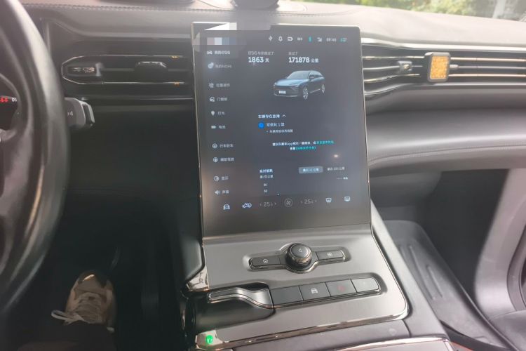 Used Nio ES6 2020 420 km Sport Edition Audio And AC Panel