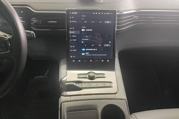 Used Nio ES6 2020 600 km Sport Edition Audio And AC Panel
