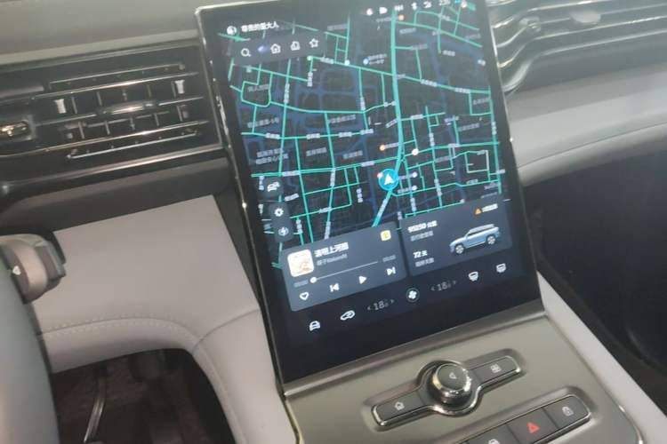 Used Nio ES6 2020 420 km Sport Edition Audio And AC Panel