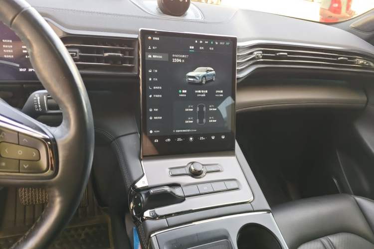 Used Nio ES6 2020 610 km Performance Version Audio And AC Panel