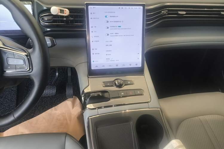 Used Nio ES6 2020 600 km Sport Edition Audio And AC Panel