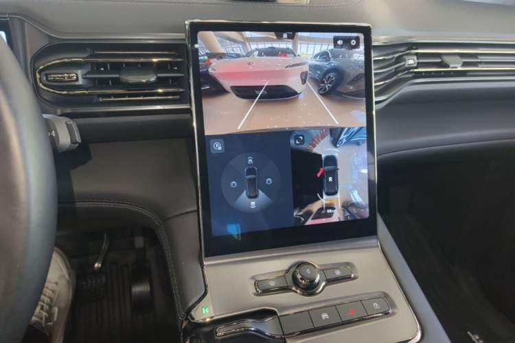 Used Nio ES6 2020 430 km Signature Edition Audio And AC Panel