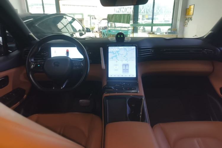 Used Nio ES6 2020 430 km Signature Edition Center Console