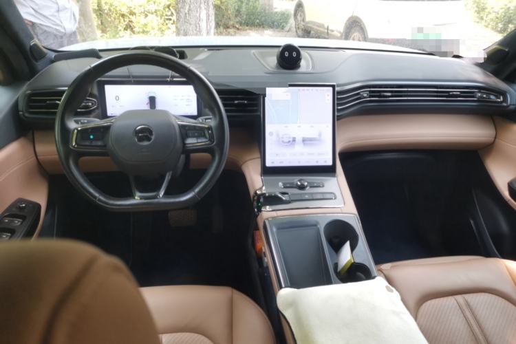 Used Nio ES6 2020 430 km Signature Edition Center Console