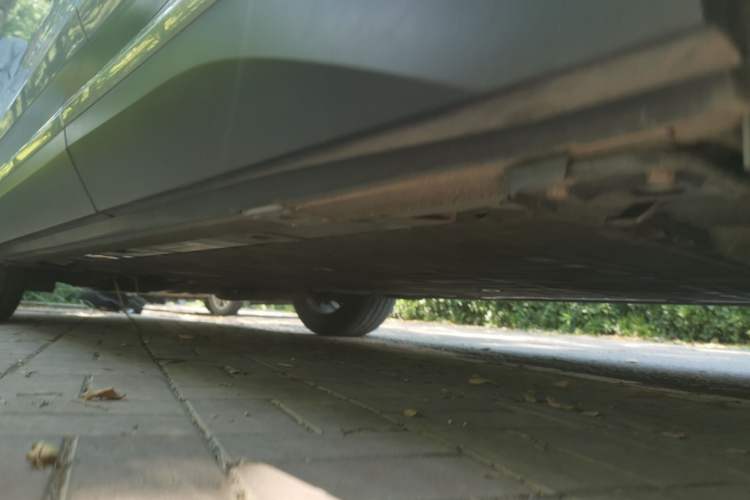Used Nio ES6 2020 430 km Signature Edition Chassis Rear Left