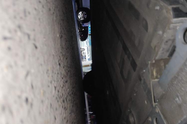 Used Nio ES6 2020 600 km Sport Edition Chassis Rear Right