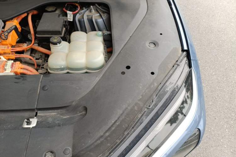 Used Nio ES6 2020 420 km Sport Edition Engine Bay Left